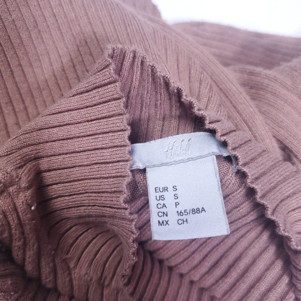 H&M Ribbed Long Sleeve Sweater - Picture 5 of 16